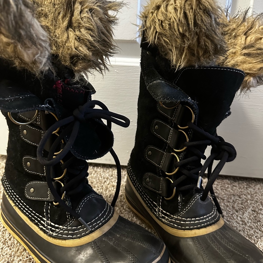 Sorel SnowBoots! Best SnowBoots I've never used!